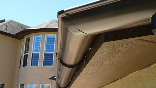 metal rain gutters
