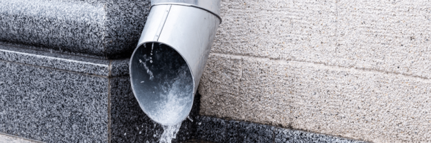 Chain downspouts vs. gutter downspouts