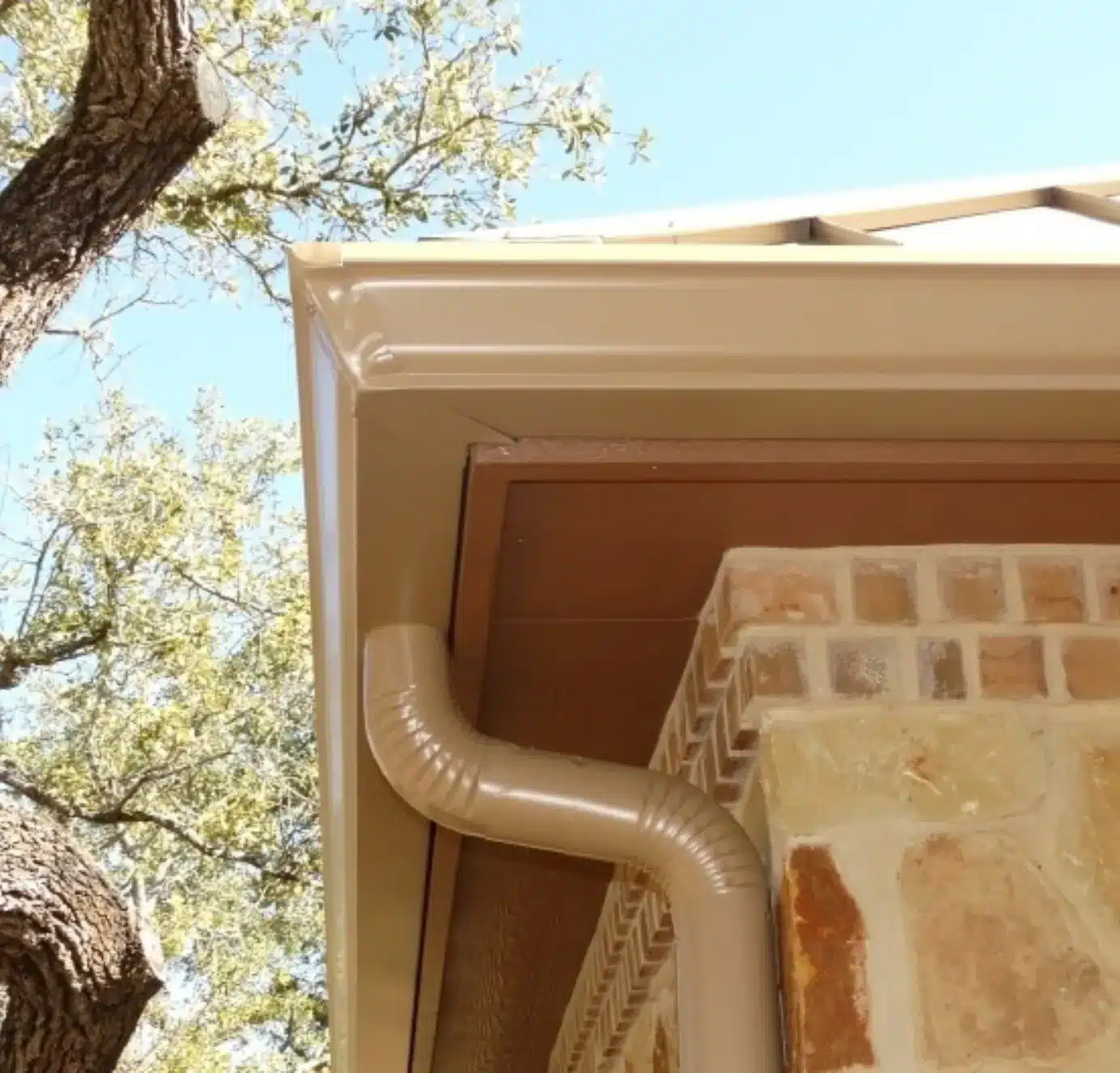 Guaranteed Seamless Gutter Solutions in San Antonio